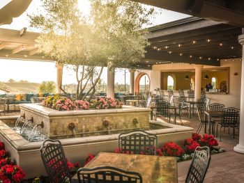 Temecula Winery Restaurant patio at Avensole