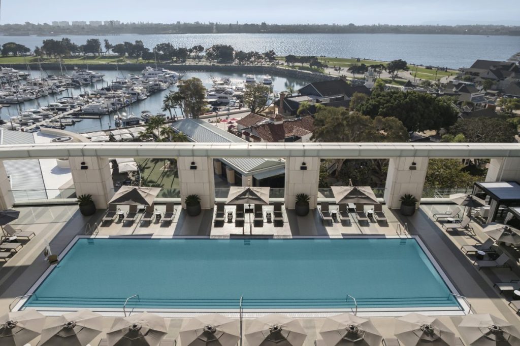 Manchester Grand Hyatt rooftop pool with view over Seaport Village