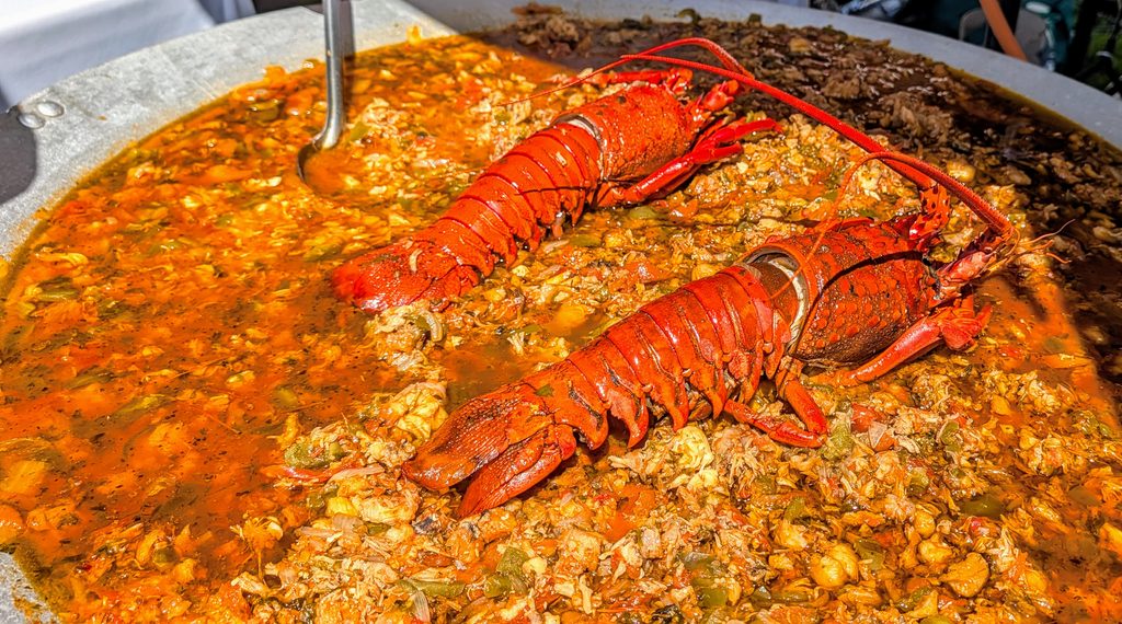 Lobster stew at Casa de la Langonsta booth